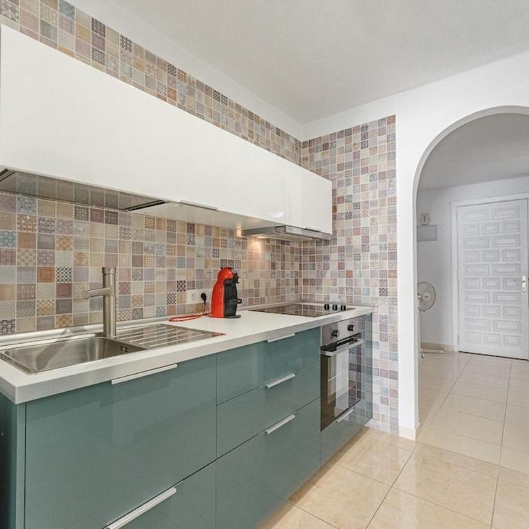 Beautiful apartments with large terrace close to the beach - One-Bedroom Apartment - 20