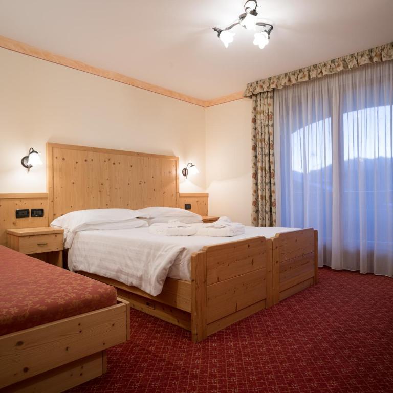 Hotel Crepei - Camera Matrimoniale Standard - 4