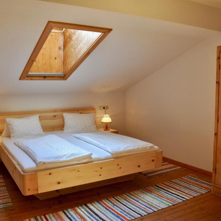 Kasperbauer - Apartment mit 3 Schlafzimmern und Balkon - 13