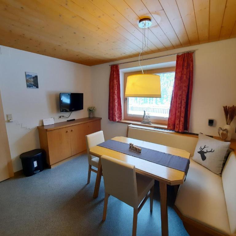 Schafferhäusl, Ferienwohnung - Apartamento de 2 dormitorios con baño - 8