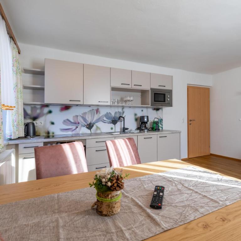 Haus Pitzer/Apartments Troicher - Apartment mit Balkon - 6