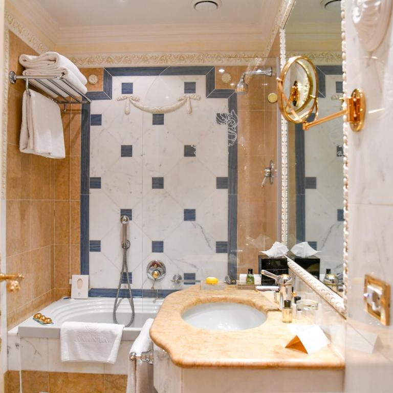 Villa e Palazzo Aminta - A Leading Hotel of The World - Junior Suite con Vista Giardino - 4