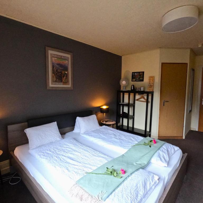 Alpenrose Hotel and Gardens - Standard Doppel-/Zweibettzimmer mit Balkon - 21