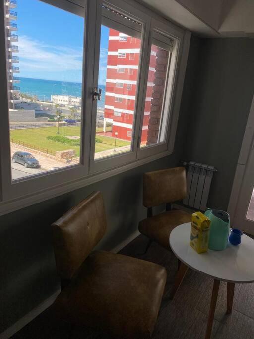 Alquilo departamento en temporada, 3 ambientes con cochera, en Playa Grande - Two-Bedroom Apartment - 14
