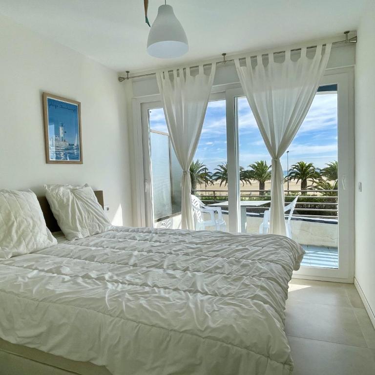 Catalonia 1-7 - Apartment with Sea View - 17