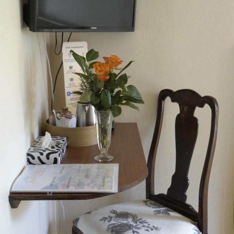 Alpenrose Hotel and Gardens - Standard Doppel-/Zweibettzimmer mit Balkon - 36