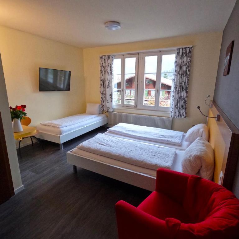 Alpenrose Hotel and Gardens - Dreibettzimmer mit Bad - 3