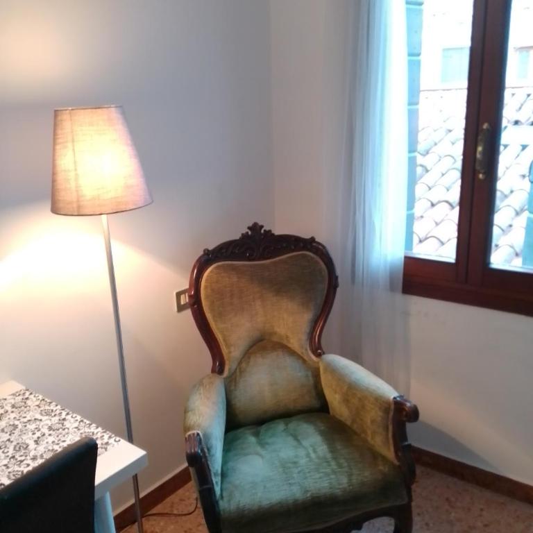 Two Steps from Rialto - Camera Matrimoniale con Bagno in Comune - 5