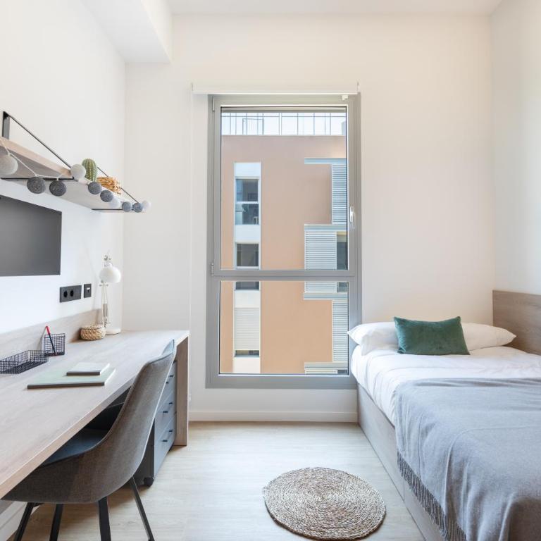 Micampus Barcelona Student Residence - Single Room - 1