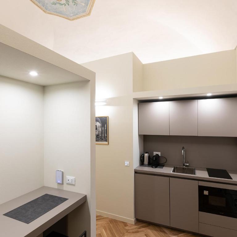 Palazzo Liberati Apartments - Manu Maison - Monolocale King con Divano-Letto - 1