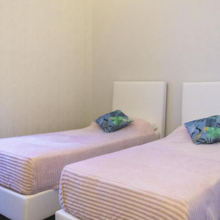 GuestHost - BOOK NOW! Corso Buenos Aires & Loreto M1 Apartment - Appartamento con 2 Camere da Letto - 5