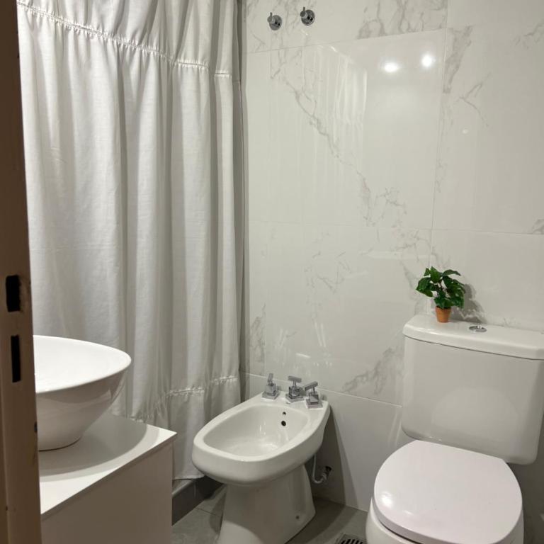 Monoambiente con cochera. Excelente ubicación. - Apartamento de 1 dormitorio - 4