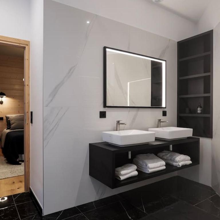Appartement Rooftop Chamonix - Three-Bedroom Apartment - 5