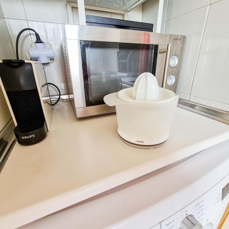 Piso ideal con WIFI Parking y Desayuno - Two-Bedroom Apartment - 38