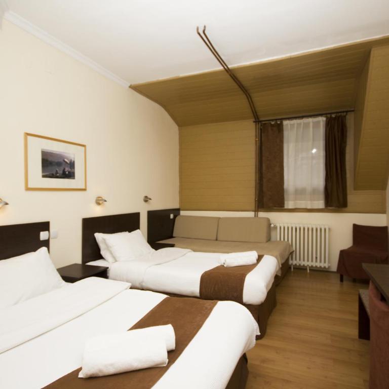 Hotel Junior - Comfort Double Room - 4