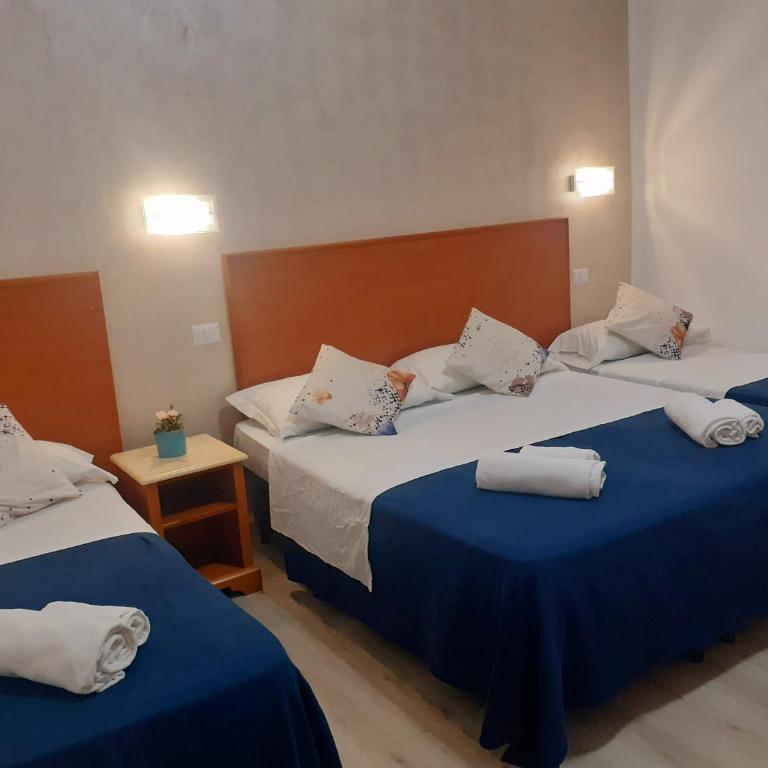 Napoleone Luxury Home roma - Quadruple Room with Bathroom - 18