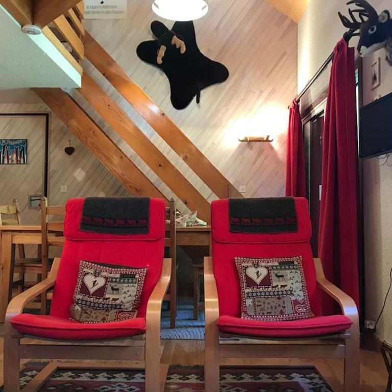 Appartement 65m2 esprit Chalet. Parking. Balcon - Appartement 2 Chambres - 18