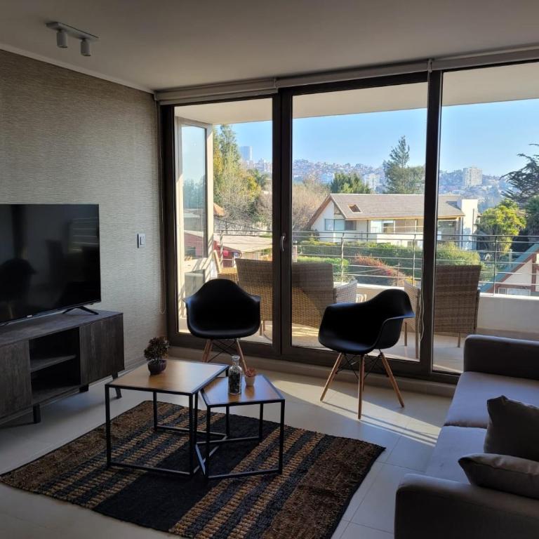Hermoso departamento Reñaca con Piscina - Two-Bedroom Apartment - 1
