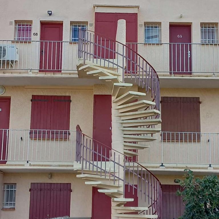 Appartement au centre de Marseillan avec terrasse et parking, proche commodités - FR-1-387-178 - Appartement - 13