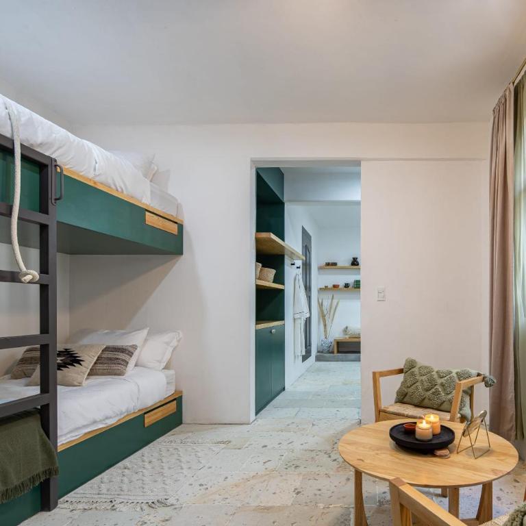 Sleeps 9, Outdoor Space, PingPong Table, in Villa - Apartamento - 8
