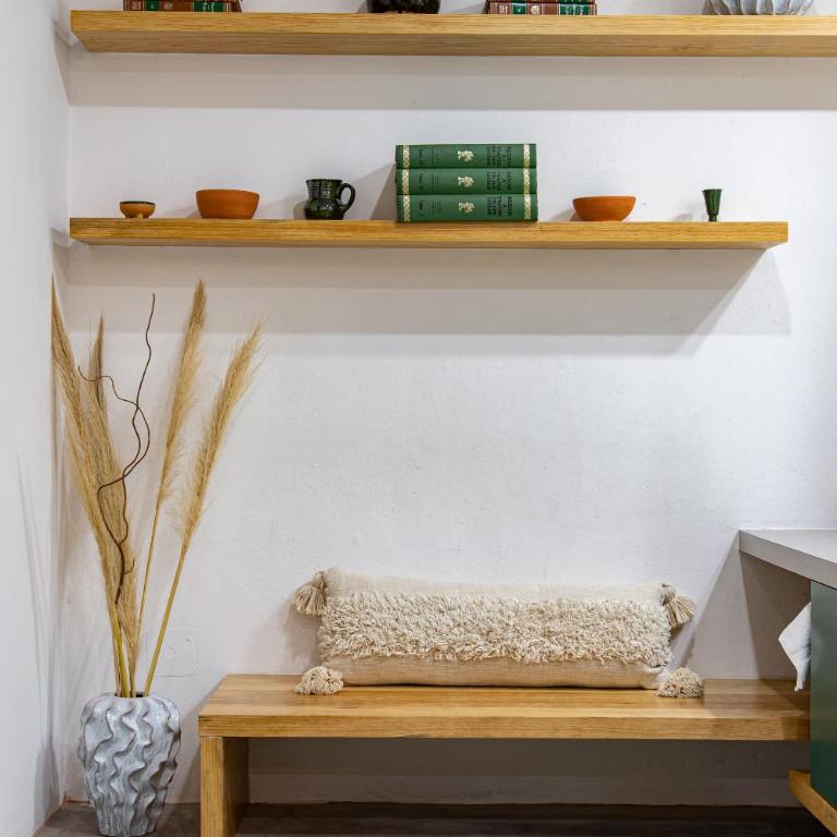 Sleeps 9, Outdoor Space, PingPong Table, in Villa - Apartamento - 16