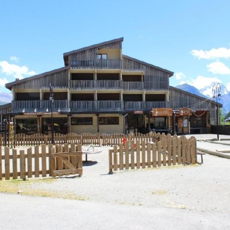 Studio cabine au pied des pistes avec balcon et parking gratuit, proche commerces - Auris en Oisans - FR-1-297-69 - Appartement (3 Adultes) - 15