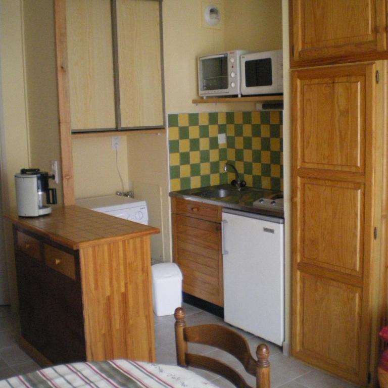 Agréable Studio à 400 m du centre ville de Luz - Appartement 1 Chambre - 6