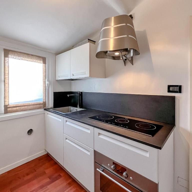 Bel quadrilocale con terrazza nel centro storico - Appartamento con 2 Camere da Letto - 8