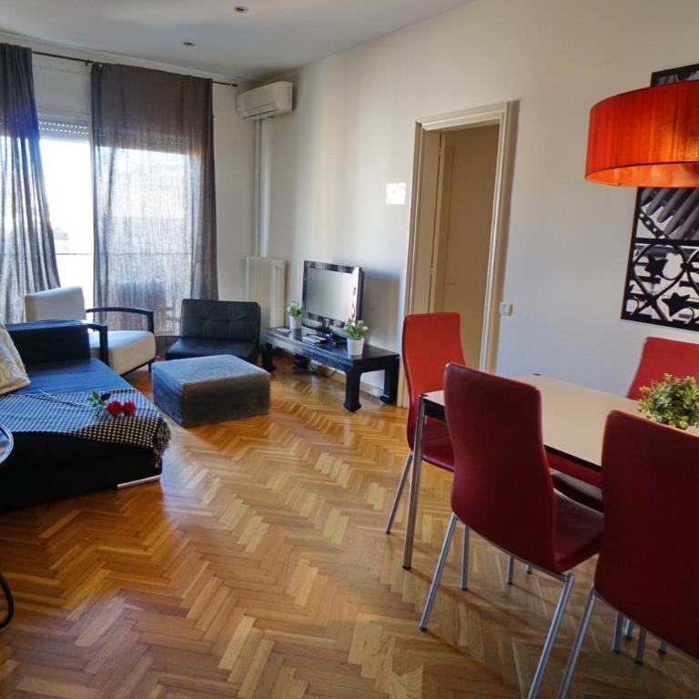 Barcelona4Seasons II - Three-Bedroom Apartment - 5