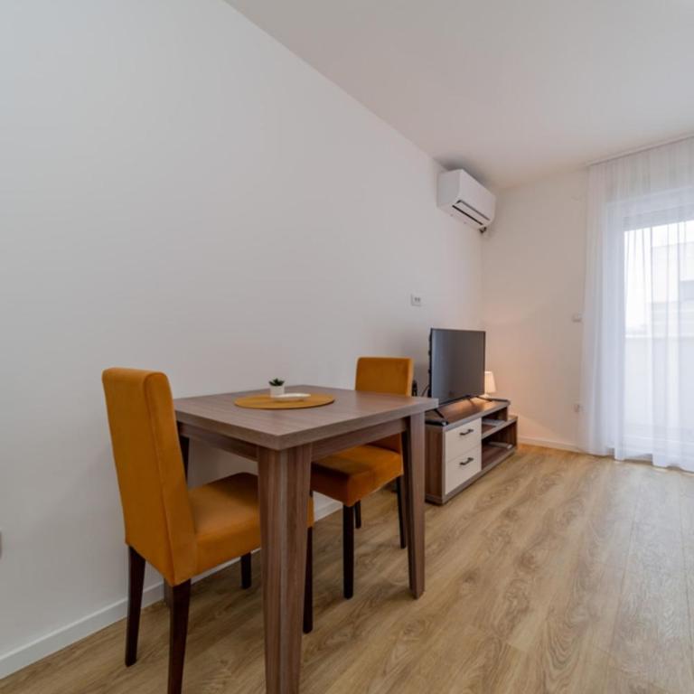 M Apartments - Standardni Apartman - 6