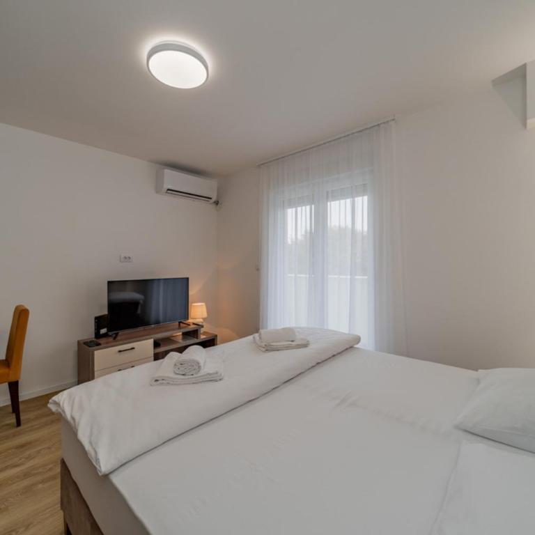 M Apartments - Standardni Apartman - 3