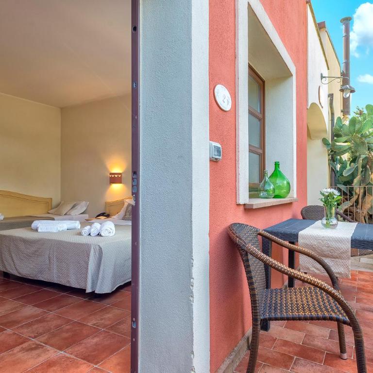 Alghero Resort Country Hotel & Spa - Camera Tripla Deluxe - 6