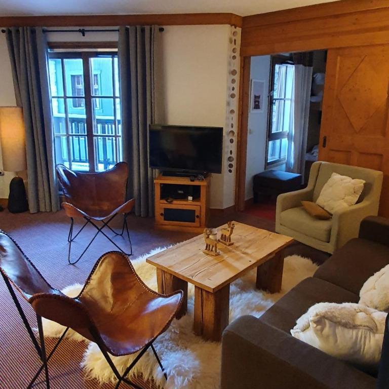 Appartement ARC 1950 m, Ski au pied, piscine extérieure chauffée, remontées mécaniques à 100m, sauna et salle de sports - Appartement - 20