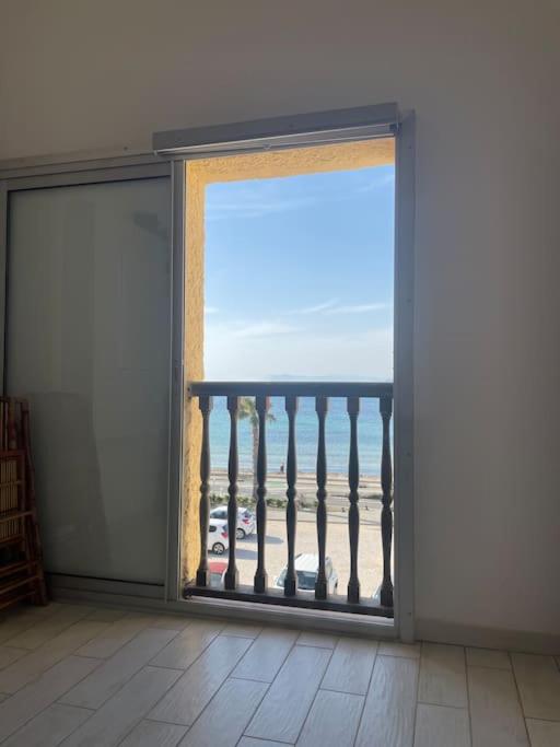 "Le 63 aux Charmettes" Au Brusc Vue Mer Parking Wifi etc inclus - One-Bedroom Apartment - 8