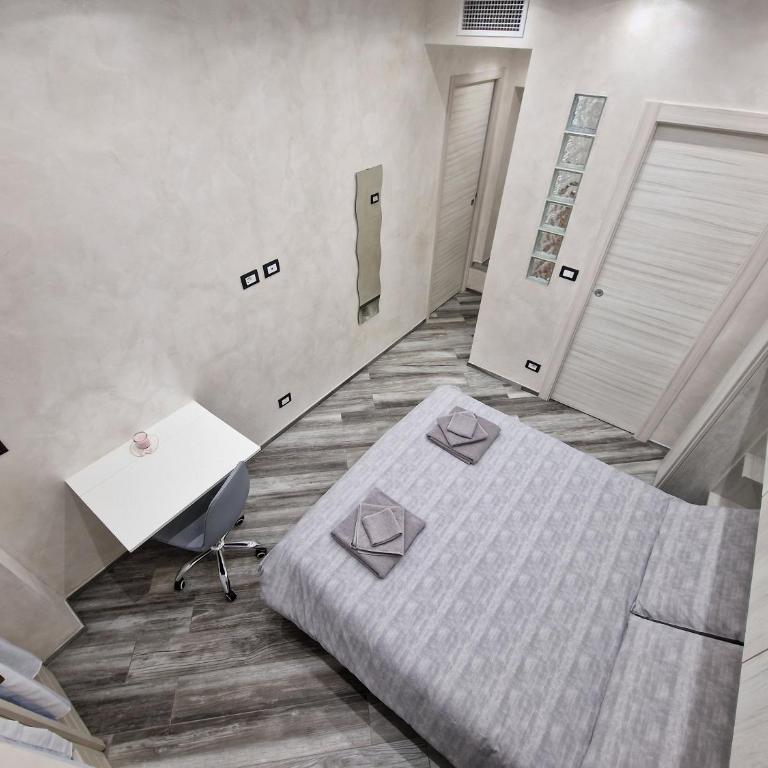 Appartamento in Piazza Vittorio Veneto con parcheggio, Torino - Three-Bedroom Apartment - 15