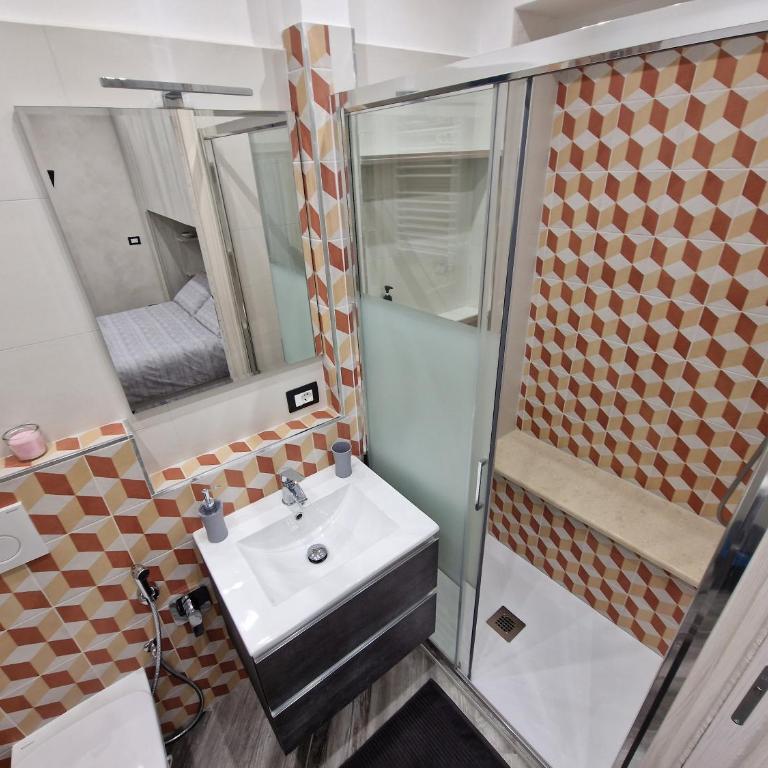 Appartamento in Piazza Vittorio Veneto con parcheggio, Torino - Three-Bedroom Apartment - 63