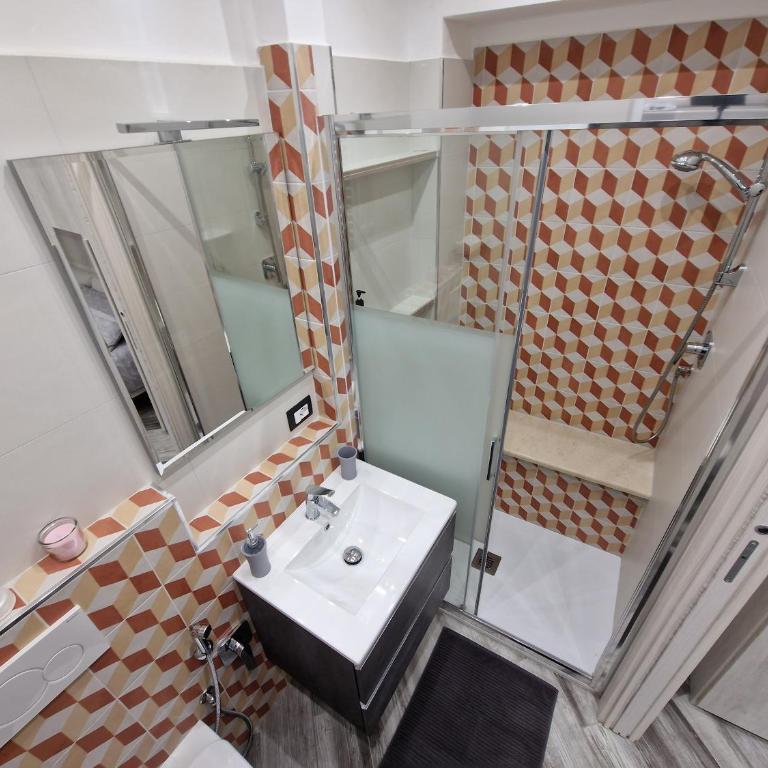 Appartamento in Piazza Vittorio Veneto con parcheggio, Torino - Three-Bedroom Apartment - 69