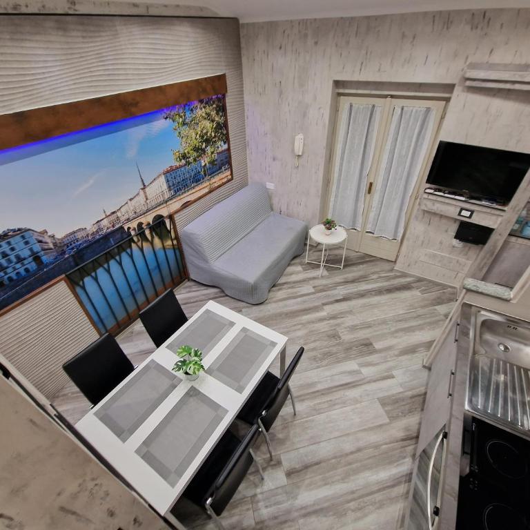 Appartamento in Piazza Vittorio Veneto con parcheggio, Torino - Three-Bedroom Apartment - 65