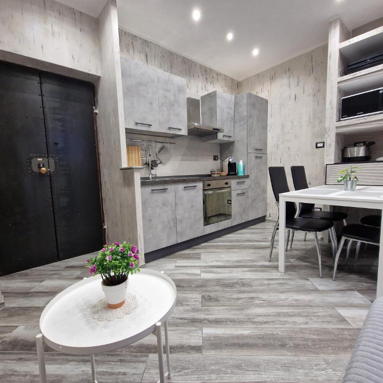 Appartamento in Piazza Vittorio Veneto con parcheggio, Torino - Three-Bedroom Apartment - 62