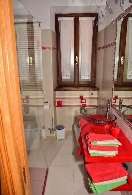 the red apartment - Appartamento con 2 Camere da Letto - 25
