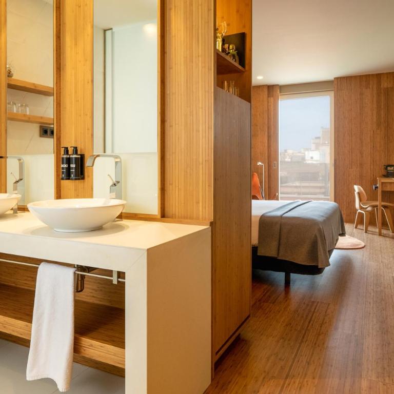 Eurostars Barcelona Central - Superior Double Room - 3
