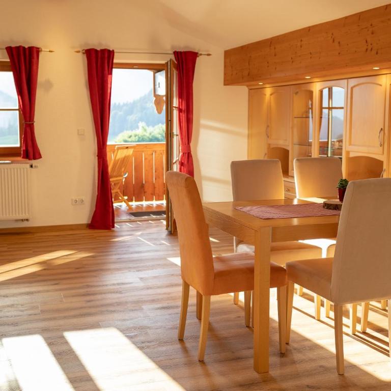 Antenbichllehen Ferienwohnungen - Apartment mit Balkon - 3