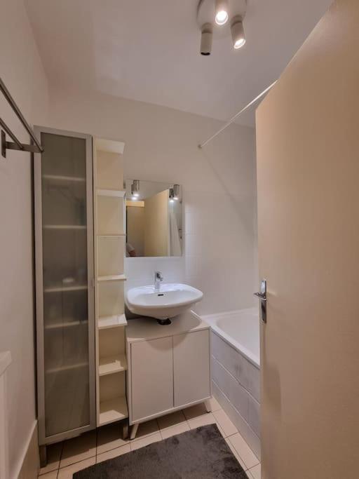 HEY PARIS Entire apartment - Appartement 2 Chambres - 15