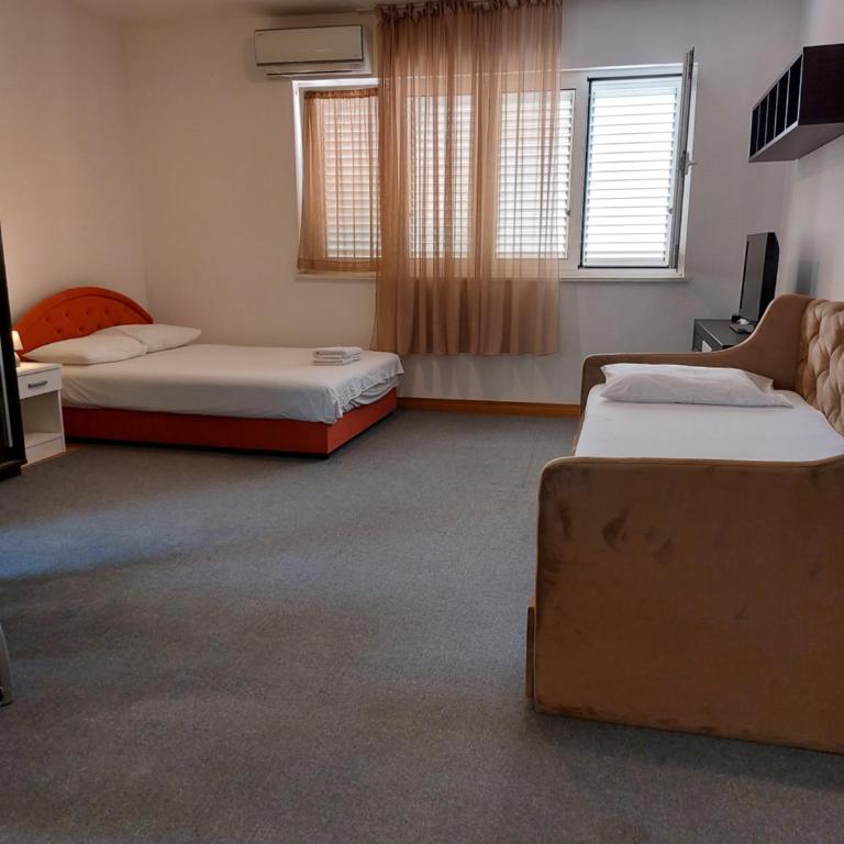 Apartment-Hotel Vila Petrovic-Becici - Studio sa Sofom na Izvlačenje - 9