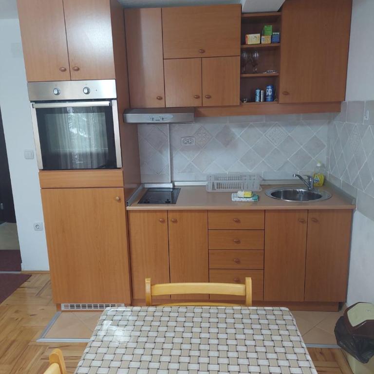 Villa Sofija - One-Bedroom Apartment with Mountain View - 28