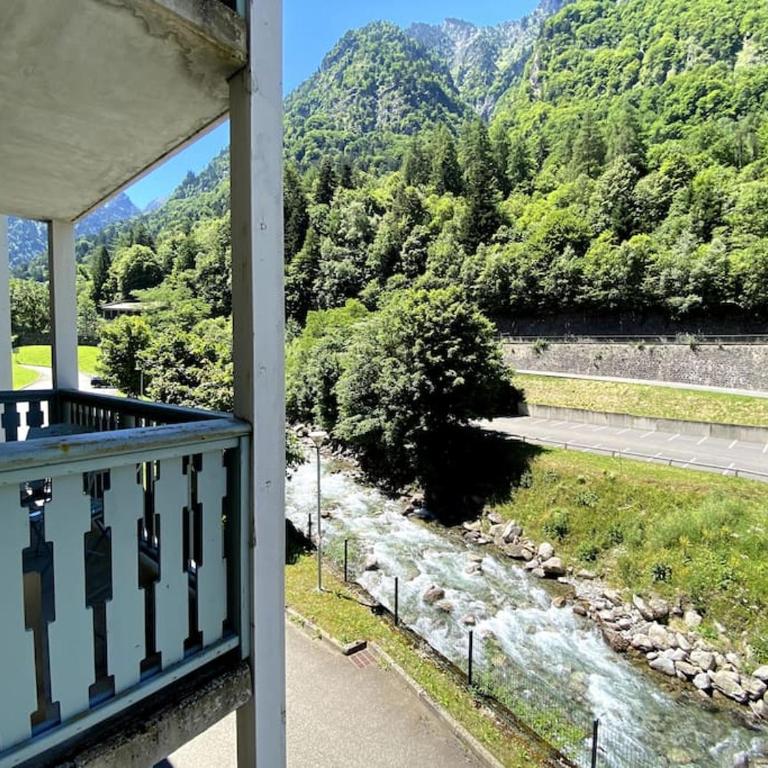 T3 centre ville avec parking, balcon et wifi. 5P. - Apartment mit 2 Schlafzimmern - 12