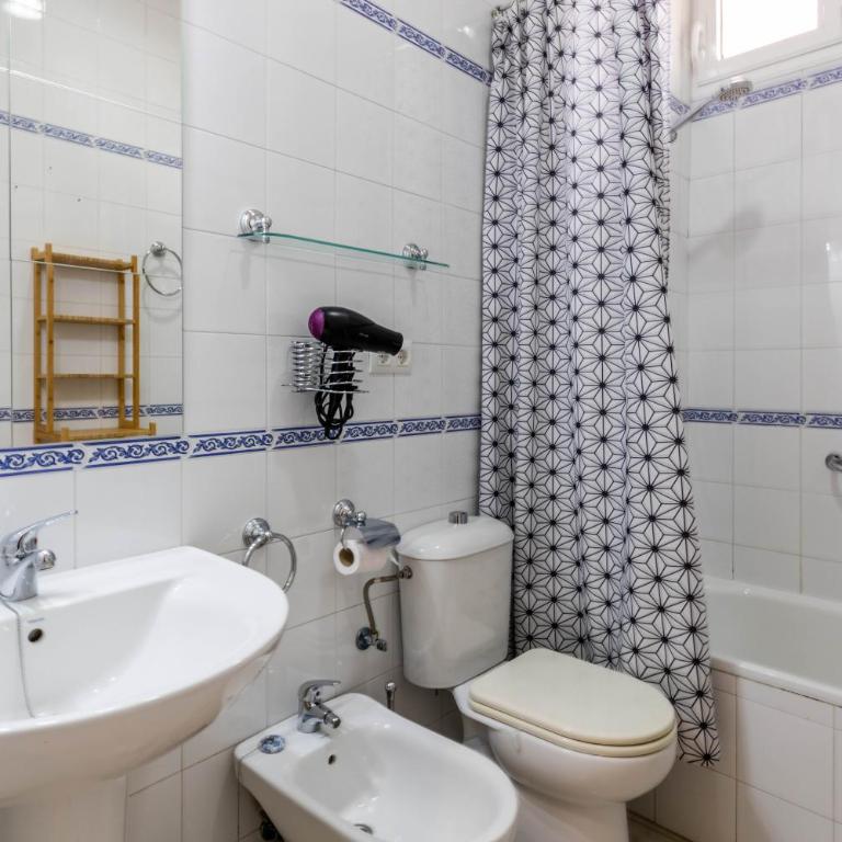 Apartamento DUX VERAGUA Centro Sevilla - Apartamento de 3 dormitorios - 26