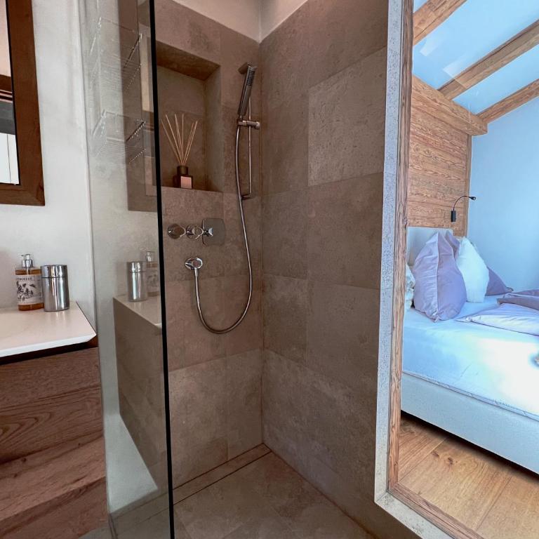 HIDEAWAY DESIGN CHALET by Belle Stay - Chalet - 32
