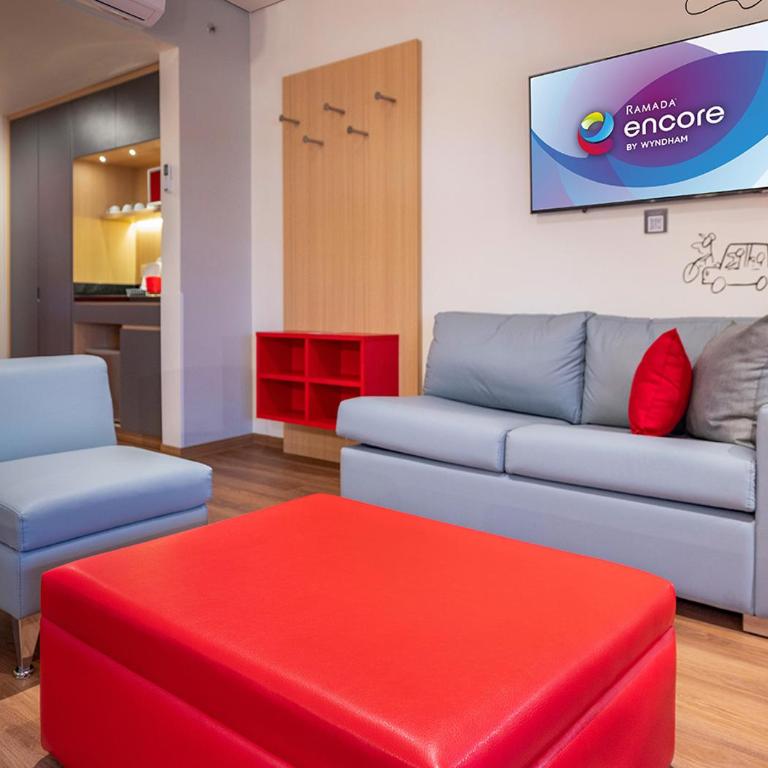 Ramada Encore by Wyndham Guadalajara Aeropuerto - King Suite - Non-Smoking - 8