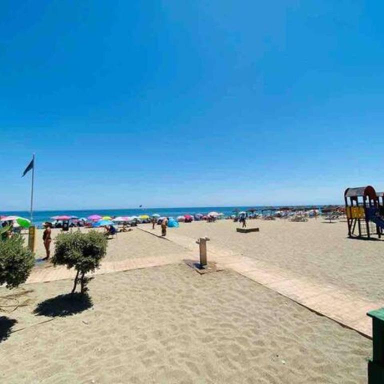 Wonderful apartment in the heart of Fuengirola and close to the beach - Apartamento de 2 dormitorios - 15